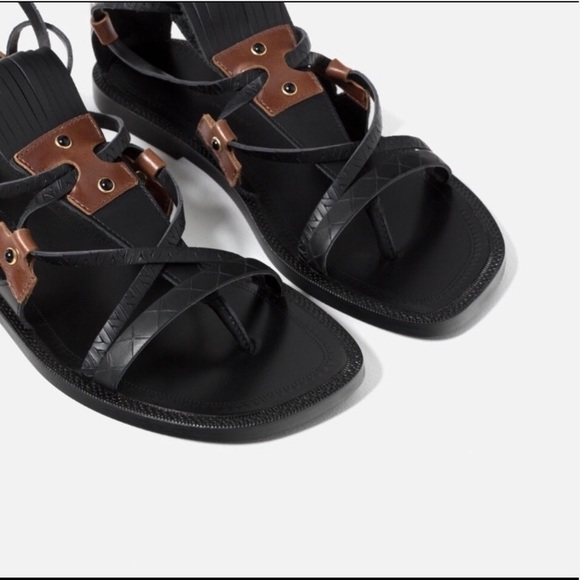 ZARA 100% LEATHER GLADIATOR FLAT SANDALS BRAND NEW WITH TAGS - Picture 3 of 4